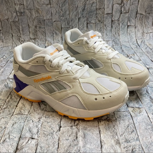 Reebok Classic Aztrek Athletic Shoe -  size 4.5 - Picture 3 of 12